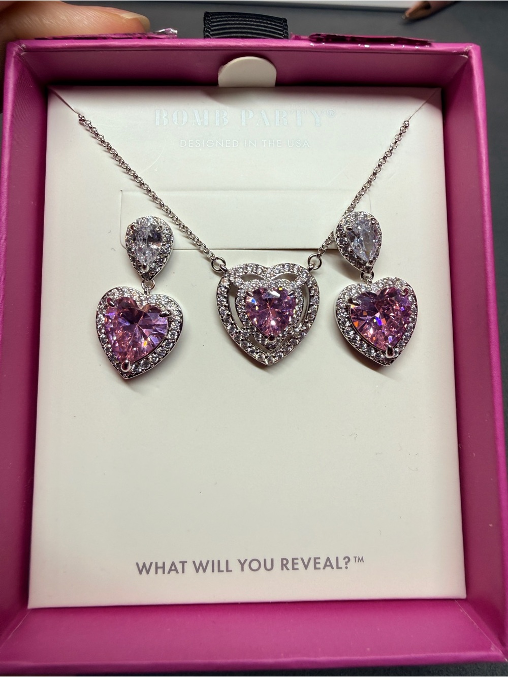 Bomb Party - LOVESTRUCK CUPID - Necklace & Earring Set